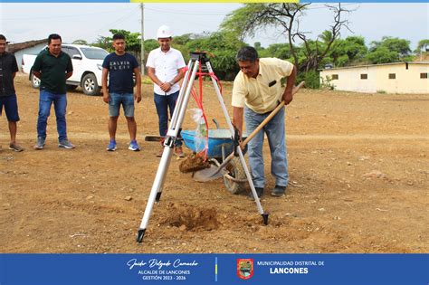 Alcalde De Lancones Coloca La Primera Piedra Para La Construcci N De La