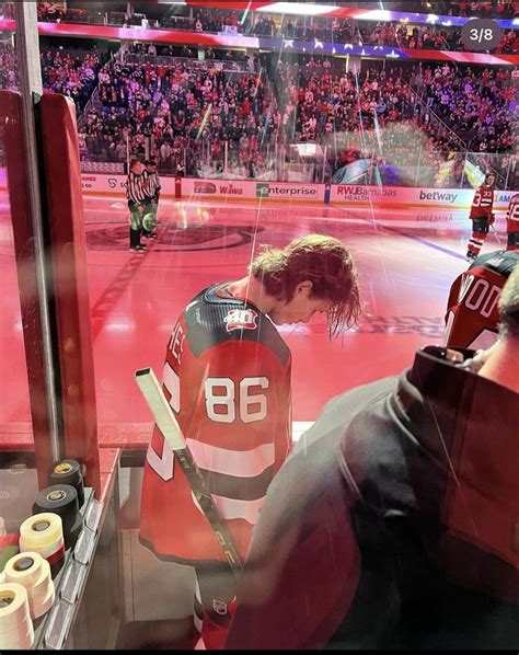 Pin By Baileygray On Jack Hot Hockey Players Hockey Players Hughes Brothers