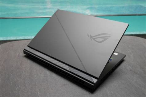 Melihat Lebih Dekat ASUS ROG STRIX G16 G614 2024 Laptop Gaming