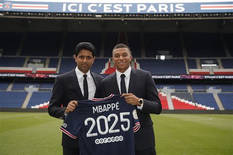 Press Conference With Nasser Al Khelaifi And Kylian Mbappé Photos And