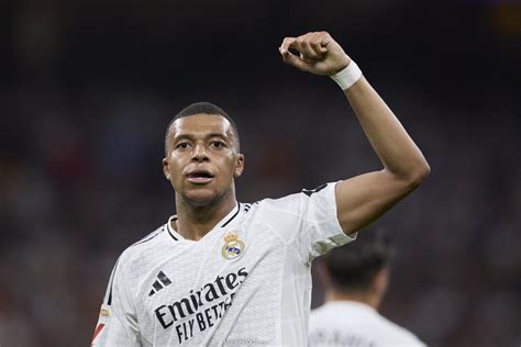 Ldc Kylian Mbapp Marque Et Gagne Avec Le Real Madrid Le Bayern S