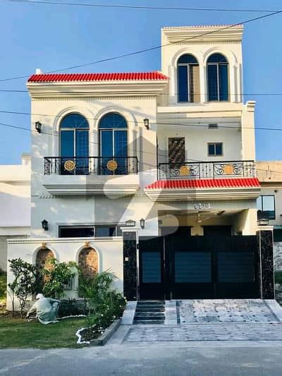 Marla Luxurious Double Story House Available For Sale Park View City