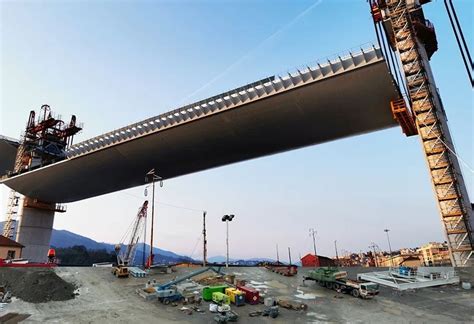 Gallery of Renzo Piano's Genoa Bridge Opens to Traffic - 2