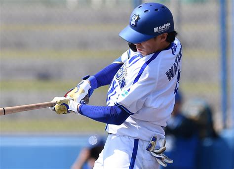 Denaドラ1・度会 イチロー氏ほうふつの技あり一打！対外試合9打席目で待望の初安打 右翼フェンスギリギリ大飛球も ライブドアニュース