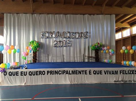 Festa de Finalistas decoração balões colegio Planet Party