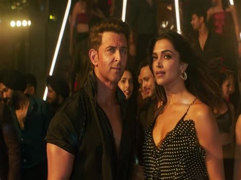 Fighter Hrithik Deepika Set The Dance Floor On Fire In Sher Khul