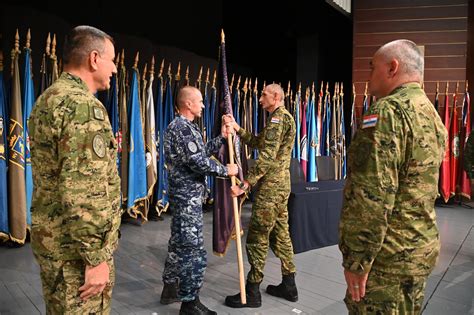 General Bojnik Tihomir Kundid Novi Je Zapovjednik Hrvatske Kopnene