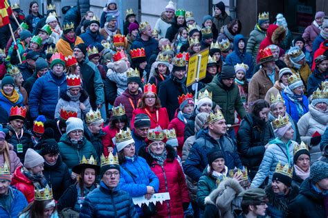 Trzej Królowie znowu przejdą ulicami Opola Orszak już w so Radio Opole