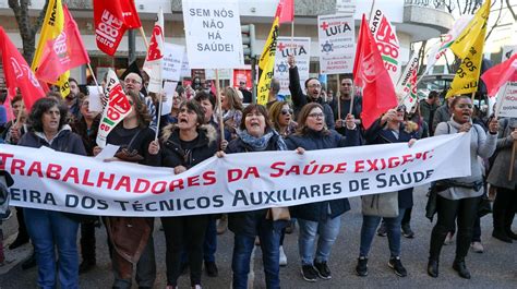 Carreira de técnico auxiliar de saúde para breve garante Ministério da