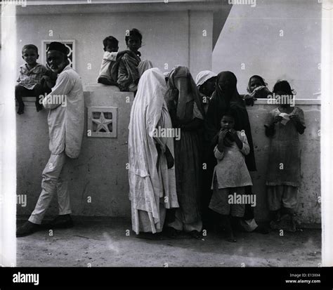 Partition 1947 india refugees hi-res stock photography and images - Alamy