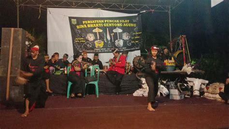 Live Pencak Silat Dan Bantengan Bhina Bakti Gentong Agung Dusun Jantur