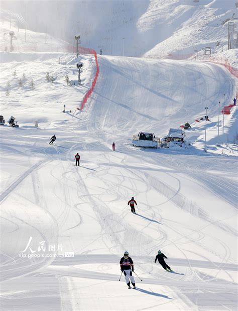 新疆阿勒泰：迎来滑雪季新闻频道中华网