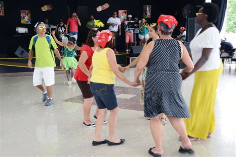 Baile Da Melhor Idade Parque Dos Espanh Is Ag Ncia Sorocaba De Not Cias