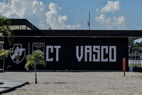 Boca Juniors Treina No CT Do Vasco Antes Da Final Da Libertadores