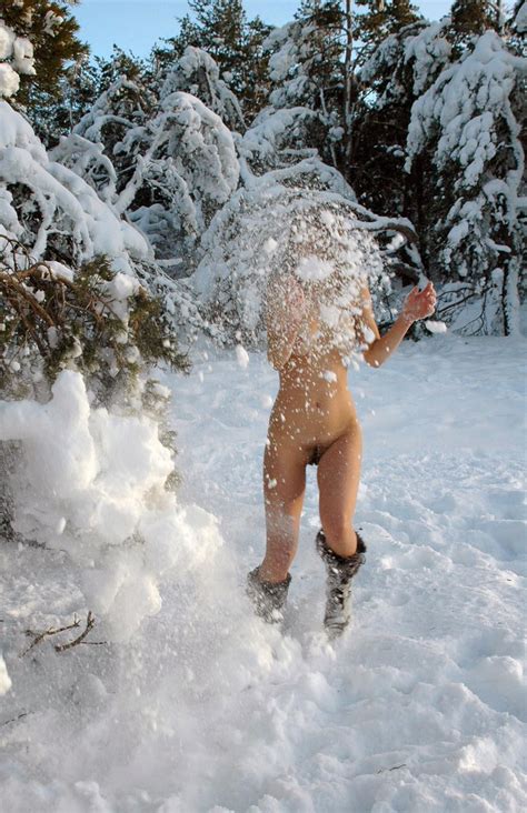 Beauty With Hairy Pussy Playing With Snow In The Forest Russian Sexy Girls