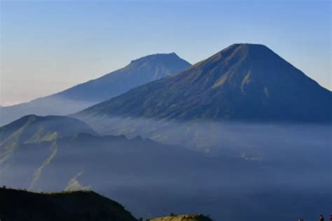 Rekomendasi Gunung Di Jawa Barat Yang Mudah Didaki Cocok Untuk