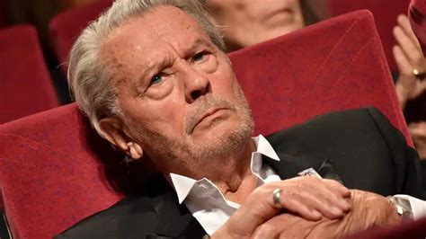 Alain Delon Plac Sous Curatelle Renforc E Lacteur Sexprime Pour La