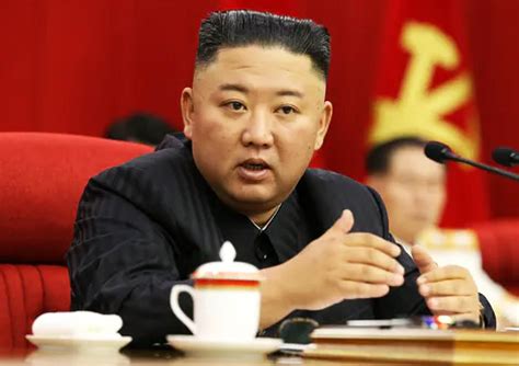 【衝撃画像】北朝鮮の金正恩がやせてイケメンになったと話題 ルックスもイケメンだ Buzz Plus News