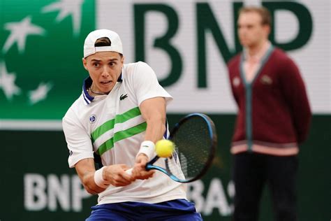 Tennis Arthur Cazaux perd 15 places à lATP De Minaur atteint le 7e rang