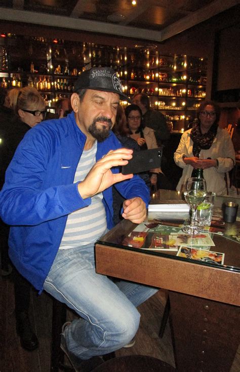 Познатият филмов сценарист и талантлив писател Константин Петров ...