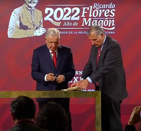 Amlo Firma Decreto Para Garantizar Abasto De Agua En Nl Para Los