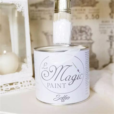 Magic Paint colore "Soffio", il bianco impalpabile, minimal chic!