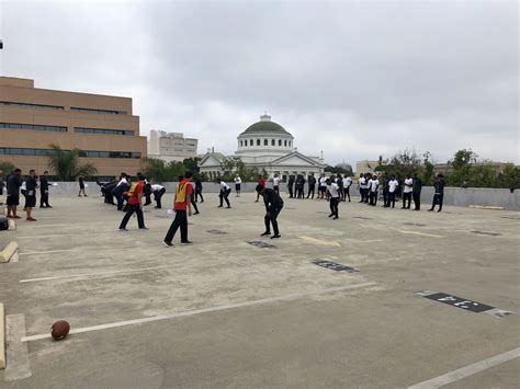 West Coast Swing: Behind the scenes of the Bearcats' trip to the Rose Bowl - The Athletic