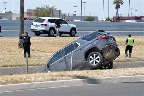 Lpd One Dead Others Injured In Three Vehicle Rollover Near Mall Del Norte