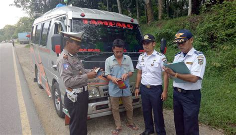 Polisi Lantas Dan Dishub Sijunjung Razia Kendaraan Bermotor Petisi Co