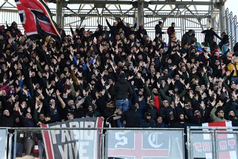 Frosinone Cagliari Vota Le Pagelle Dei Tifosi In Rete Calcio Casteddu