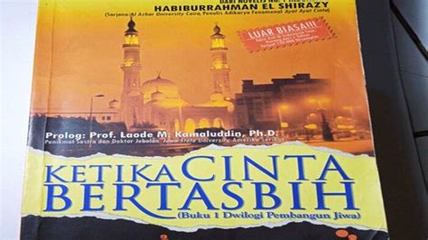 NOVEL Ketika Cinta Bertasbih TribunnewsWiki