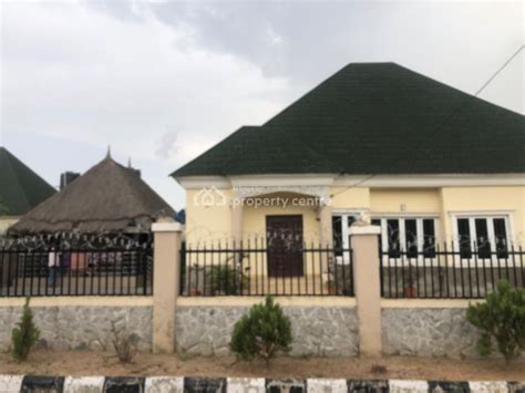 For Sale 3 Bedroom Fully Detach Bungalow House New Site Estate FHA