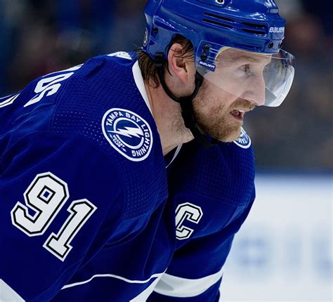 Stamkos shatters 500-goal plateau in win — Gary Shelton Sports