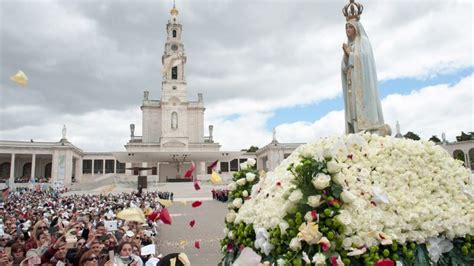 Santo Terço Direto da Capelinha das Aparições de Fátima em Portugal