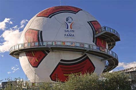 Descubre el Salón de la Fama del Futból El Souvenir