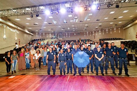 Guarda Chuva Azul Projeto Promove Momentos De Reflex O Conviv Ncia E