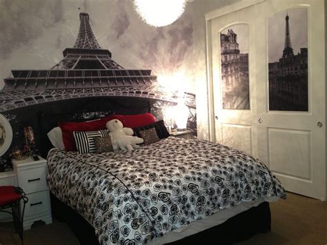 Romantic Feel Paris Bedroom Decor Eiffel Tower Decor Bedroom Paris