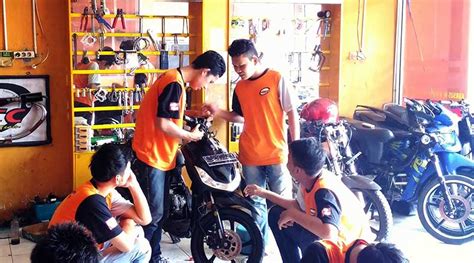 Cara Mengganti Oli Motor Matic General Tutorial