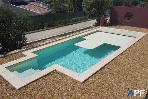 APF Nos modèles de couvertures automatiques immergées pour piscine