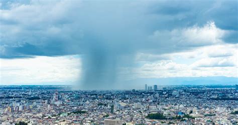 豪雨とは！？ゲリラ豪雨・局地的豪雨・短時間豪雨とはどんなもの？危険性や情報収集先も解説