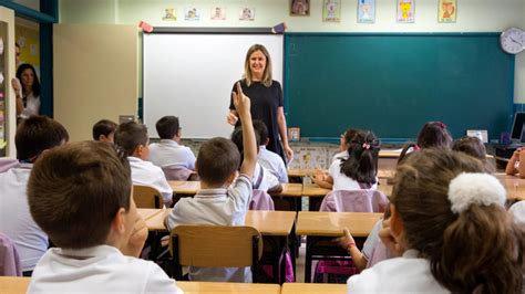 Santa Fe las escuelas primarias tendrán una hora más de clases