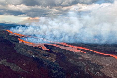 Mauna Loa Gr Ter Aktiver Vulkan Der Welt Auf Hawaii Ausgebrochen