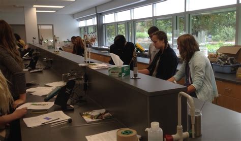 UFV welcomes chemistry students from Sardis Secondary School – Faculty ...