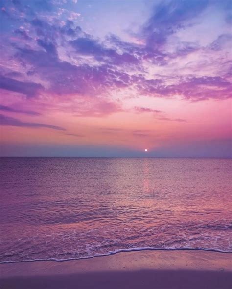 Premium Photo | Beach sky beach sky sunset sunset on beach wallpaper