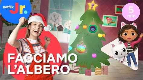 Prepariamo L Albero Di Natale Con Gabby La Casa Delle Bambole Di Gabby