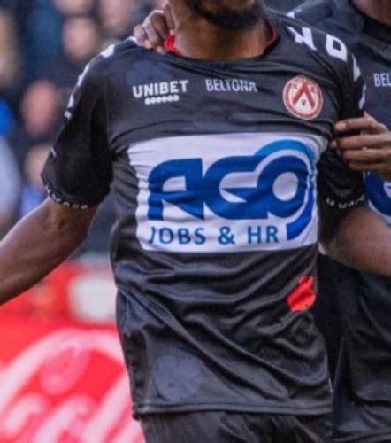 KV Kortrijk 2022-23 Kits