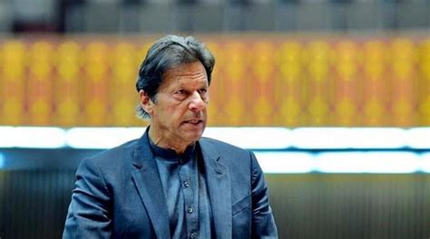 PM Imran Arrives In Qatar For Day Long Visit