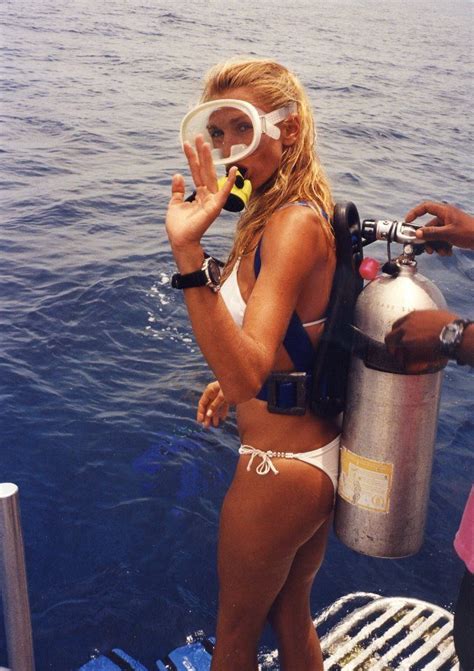 Pin By Johann Tauscher On Unter Wasser Scuba Diver Girls Scuba Girl