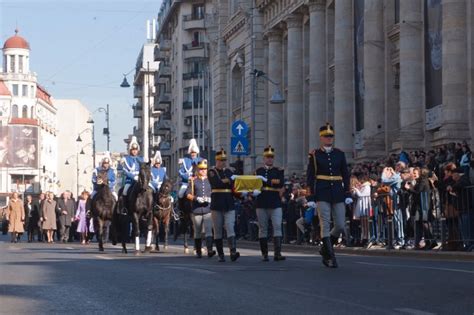 Ceremonia Inimii Reginei N Imagini Familia Regal A Rom Niei