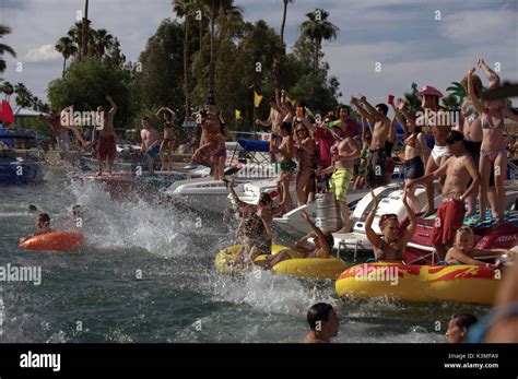 Piranha 3d Hi Res Stock Photography And Images Alamy